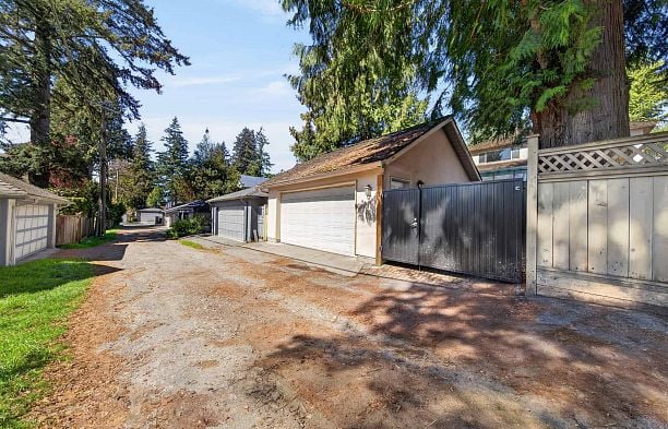 3456 W 36th Avenue Dunbar
