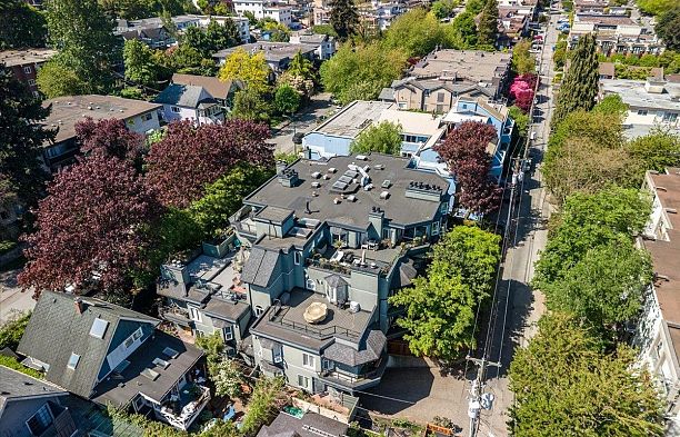 207 1925 W 2nd Avenue Kitsilano