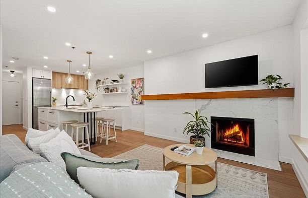 207 1925 W 2nd Avenue Kitsilano