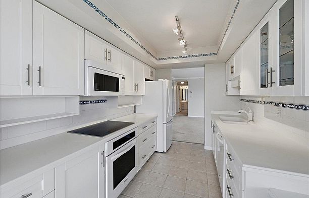 901 2988 Alder Street Fairview VW