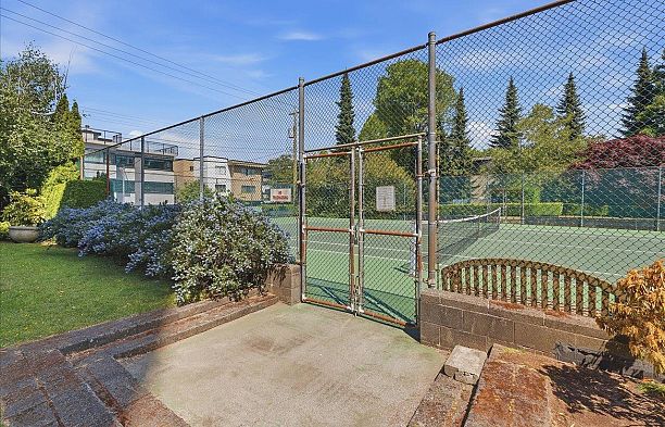 901 2988 Alder Street Fairview VW