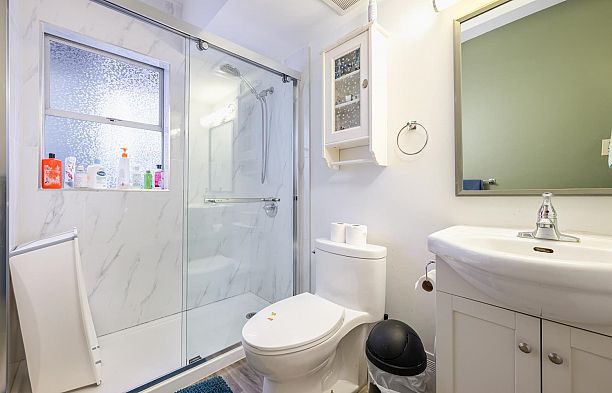 3627 W 7th Avenue Kitsilano