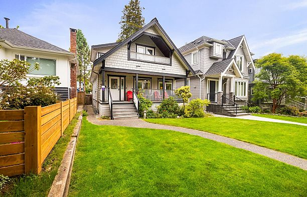 4337 W 15th Avenue Point Grey