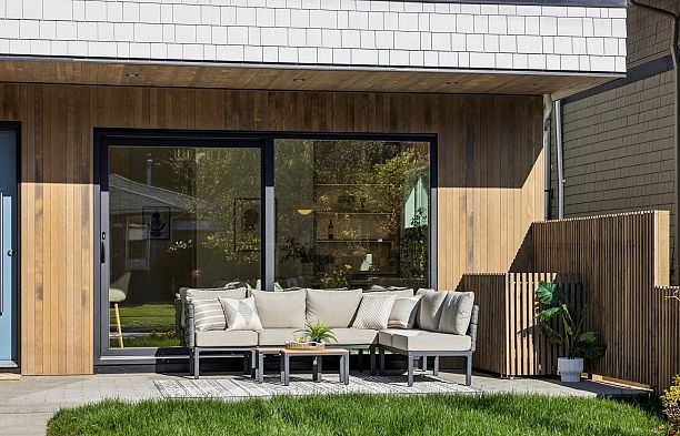 1 6040 Larch Street Kerrisdale