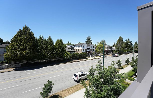 6840 Oak Street South Cambie