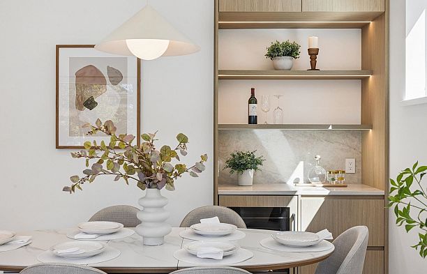 1 6040 Larch Street Kerrisdale