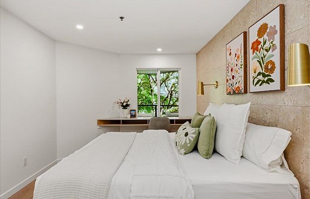 207 1925 W 2nd Avenue Kitsilano