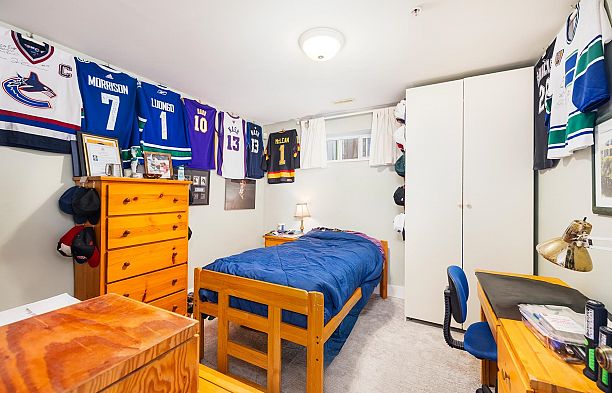 4337 W 15th Avenue Point Grey