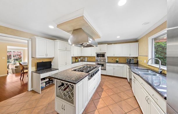 3478 W 28th Avenue Dunbar