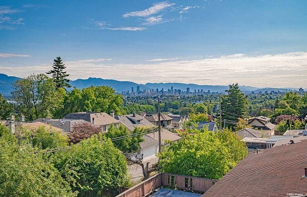 3853 W 14th Avenue Point Grey