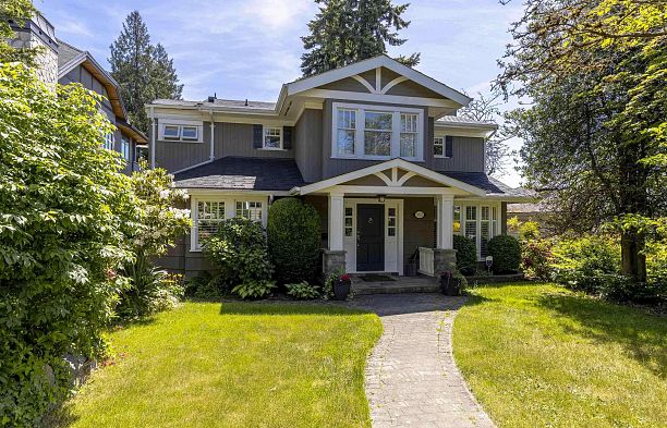 3862 W 38th Avenue Dunbar