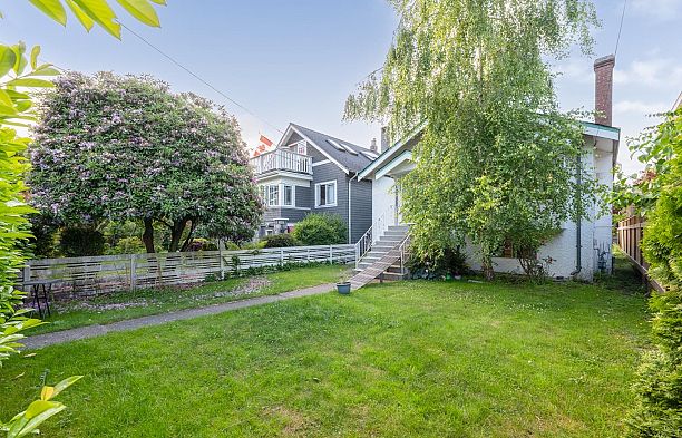 3627 W 7th Avenue Kitsilano