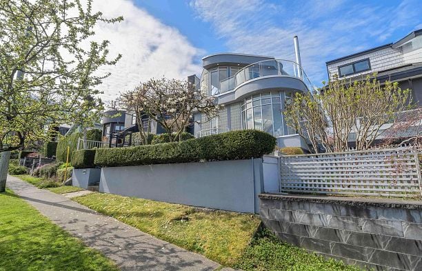 3043 Alma Street Point Grey
