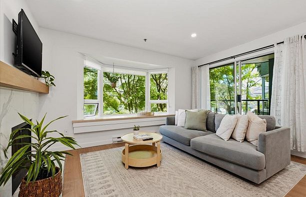 207 1925 W 2nd Avenue Kitsilano