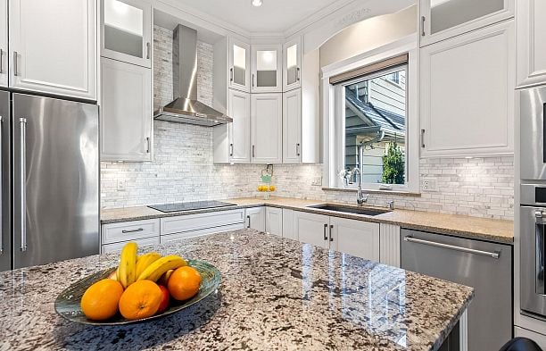 2989 W 32nd Avenue MacKenzie Heights