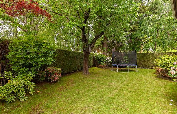 1989 W 52nd Avenue Kerrisdale