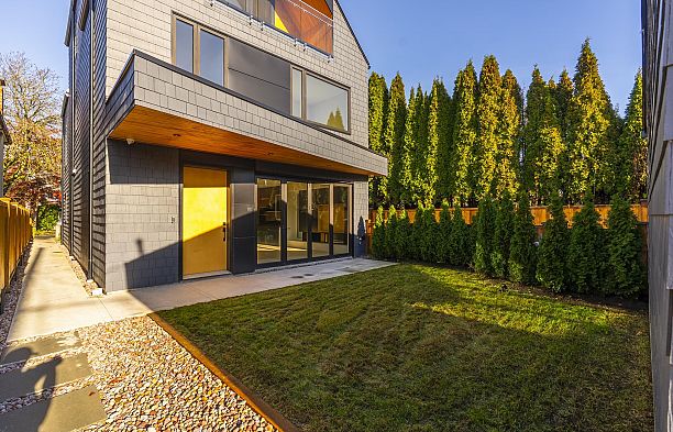 2 2764 W 14th Avenue Kitsilano