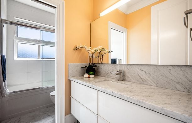 4320 W 8th Avenue Point Grey