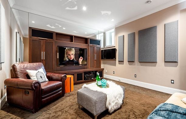 4320 W 8th Avenue Point Grey