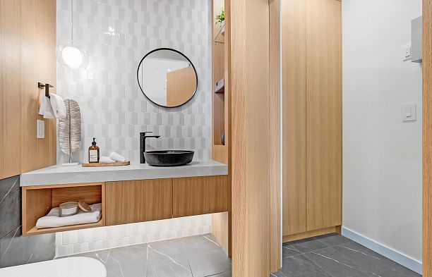 1 2764 W 14th Avenue Kitsilano