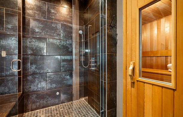 4320 W 8th Avenue Point Grey