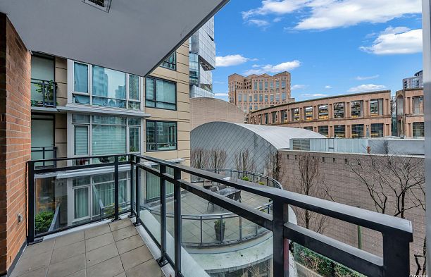 803 788 Richards Street Downtown VW