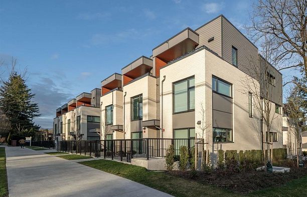 3 6768 Oak Street South Cambie