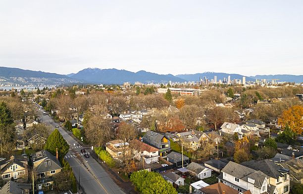 2 2764 W 14th Avenue Kitsilano