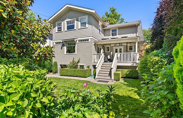 6555 Laburnum Street Kerrisdale