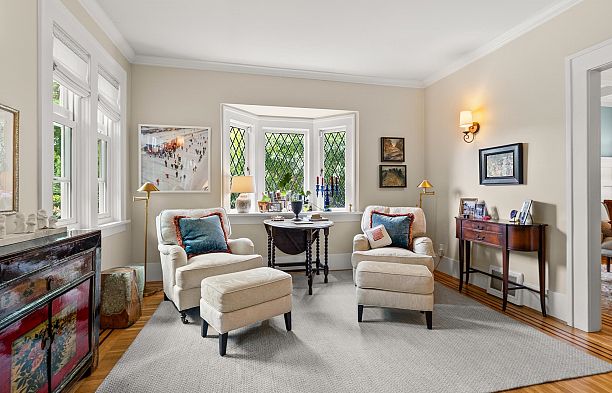 6555 Laburnum Street Kerrisdale