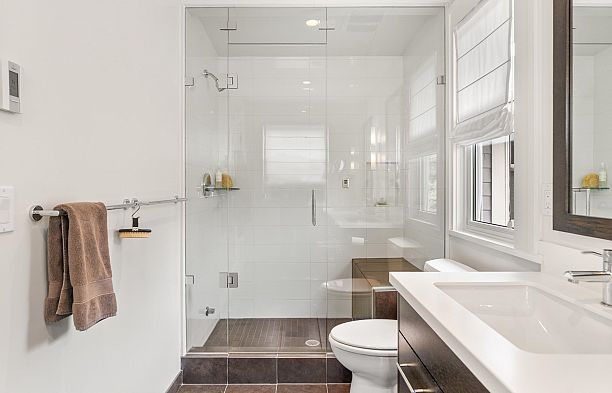 6555 Laburnum Street Kerrisdale