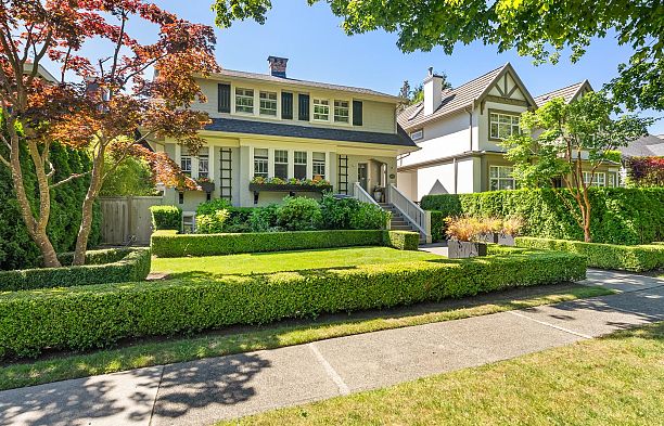 6555 Laburnum Street Kerrisdale
