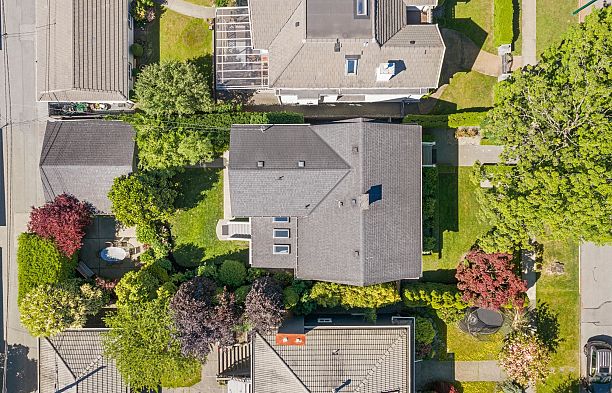 6555 Laburnum Street Kerrisdale
