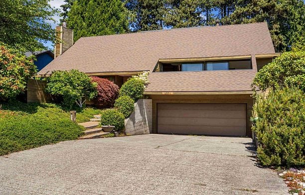 4271 Staulo Crescent University VW