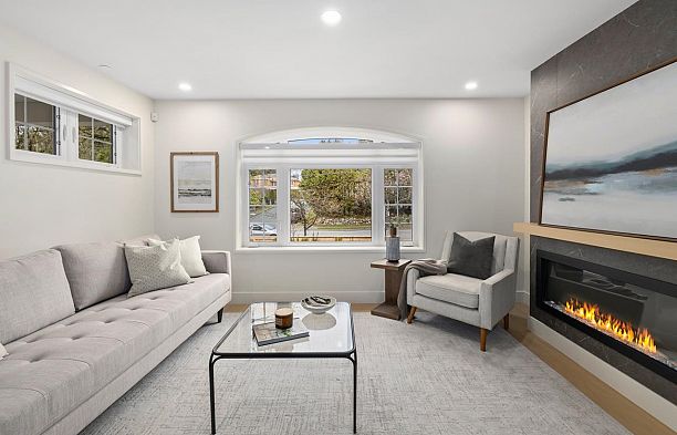 2438 W 49th Avenue S.W. Marine