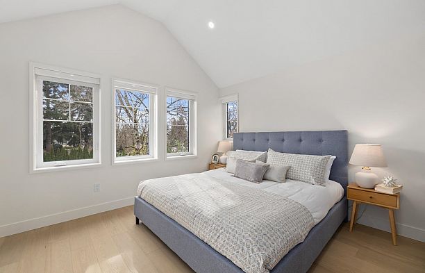 2438 W 49th Avenue S.W. Marine