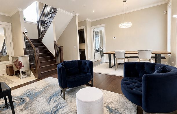 4467 Blenheim Street Dunbar