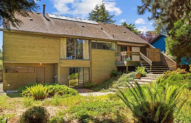 4271 Staulo Crescent University VW