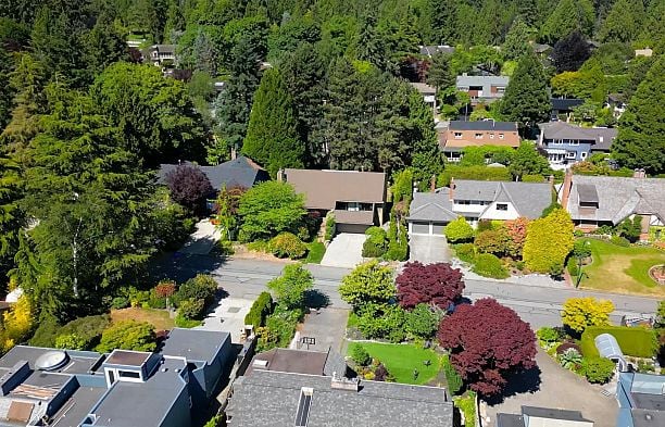 4271 Staulo Crescent University VW