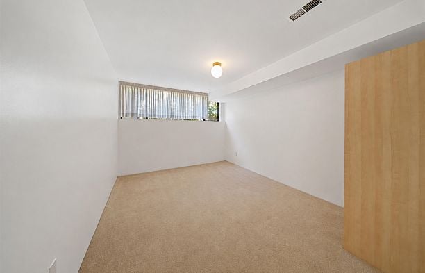 4271 Staulo Crescent University VW