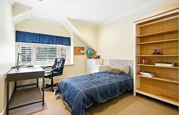 4420 Collingwood Street Dunbar