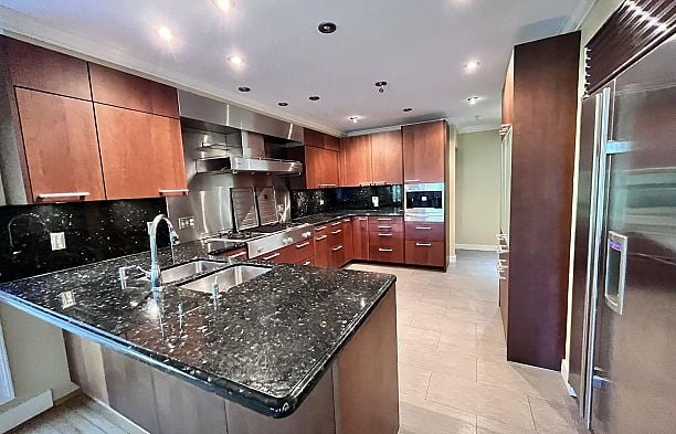 4755 W 4th Avenue Point Grey