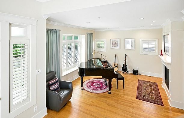 4420 Collingwood Street Dunbar