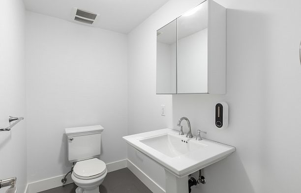 6297 Mackenzie Street Kerrisdale