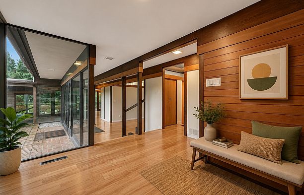 4290 Salish Drive University VW