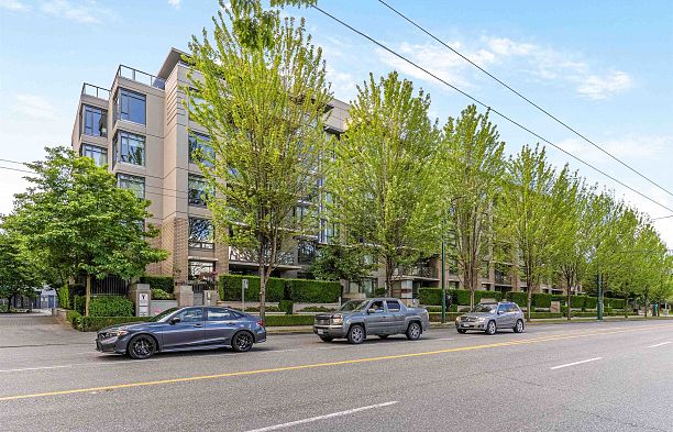 214 750 W 12th Avenue Fairview VW