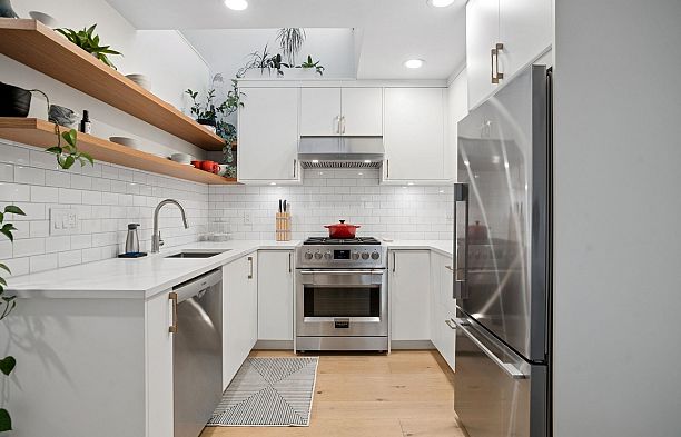 2421 Trafalgar Street Kitsilano