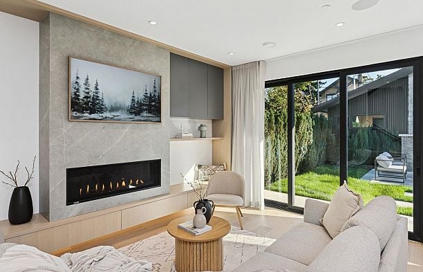 2 3036 W 14th Avenue Kitsilano