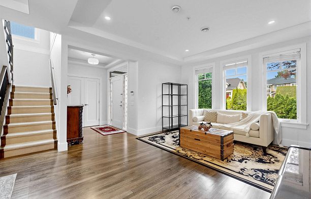 2922 W 41st Avenue Kerrisdale