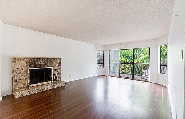 3226 W 5th Avenue Kitsilano